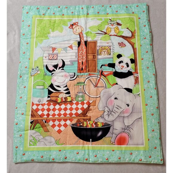 Handmade BaZoople Friends Camping Baby Quilt Wall‎ Hanging - Picture 1 of 8